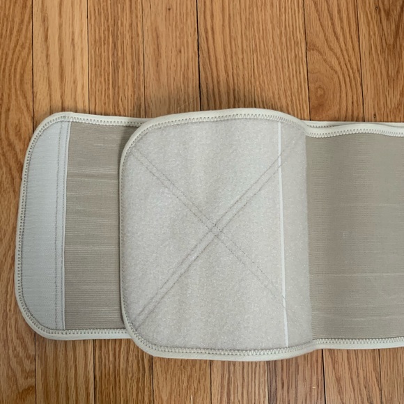 Under Wrapz Belly Shaper - Picture 2 of 3